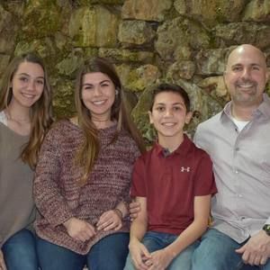 Meet your Posher, Chivas